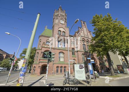Altes Rathaus, Kulturhaus, Karl-Liebknecht-Straße, Rudolf-Breitscheid-Straße, Babelsberg, Potsdam, Brandenburg, Deutschland, Europa Stockfoto