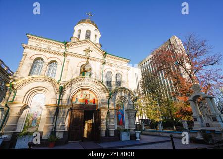 Chisinau, Moldawien. Oktober 2024. Außenansicht der Kirche der Verklärung des Erlösers im Stadtzentrum Stockfoto