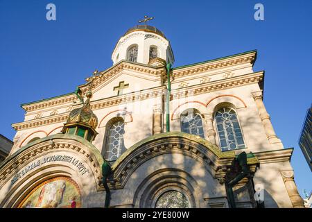 Chisinau, Moldawien. Oktober 2024. Außenansicht der Kirche der Verklärung des Erlösers im Stadtzentrum Stockfoto