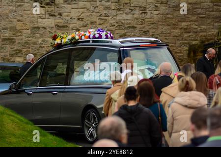 Belfast, Vereinigtes Königreich 30/10/2024 Bestattungskortege des irischen Republikaners Martin Óg Meehan in Ardoyne Belfast Nordirland Credit:HeadlineX/Alamy Live News Stockfoto