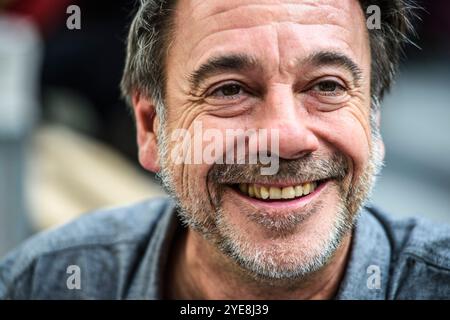 Salon Iris Noir de Bruxelles -Salon spécialisé dans le roman noir et le Polar | Iris noir Buchmesse und Schriftsteller in Brüssel - Pix Michel Bussi Stockfoto