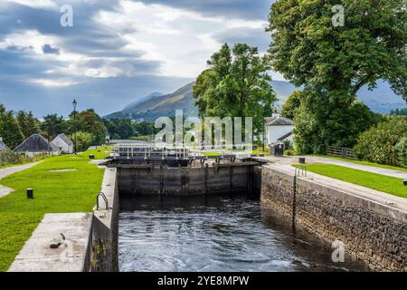 Obere Schleuse auf Neptuns Treppe, ein Flug von acht Schleusen auf dem Caledonian Canal bei Banavie, Fort William in Lochaber, Scottish Highlands, Schottland Stockfoto