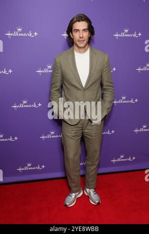 Los Angeles, ca. 29. Oktober 2024. Peter Porte bei den „Mistletoe Murders“ & „Finding Mr. Christmas“ Press and Industry Screening and Q&A Event im SOHO House in West Hollywood, Kalifornien am 29. Oktober 2024. Quelle: Faye Sadou/Media Punch/Alamy Live News Stockfoto