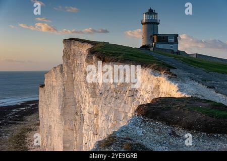 Belle Tout Lighthouse, Beachy Head, in der Nähe von Eastbourne, South Downs National Park, East Sussex, England, Großbritannien Stockfoto