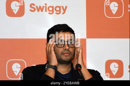 Mumbai, Indien. 30. Oktober 2024. Sriharsha Majety, Managing Director (MD) und Group Chief Executive Officer, Swiggy Limited, wird während einer Pressekonferenz gesehen, um Swiggys erstes öffentliches Angebot (IPO) in Mumbai bekannt zu geben. Das erste öffentliche Angebot (IPO) wird für Investoren am 6. November 2024 eröffnet. (Foto: Ashish Vaishnav/SOPA Images/SIPA USA) Credit: SIPA USA/Alamy Live News Stockfoto