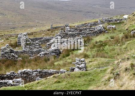 Ruinen von Häusern im verlassenen Dorf Slievemore Achill Island, County Mayo, republik irland Stockfoto