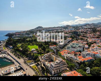 Luftaufnahme der Küste von Funchal auf der Insel Madeira Stockfoto