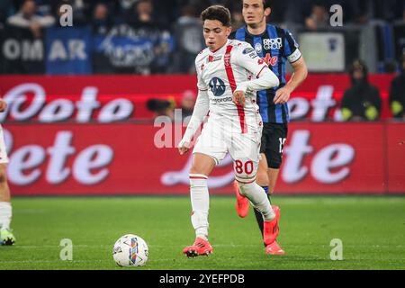 Bergamo, Italien, Italien. 30. Oktober 2024. Samuele VIGNATO von AC Monza während des Spiels der Serie A zwischen Atalanta BC und AC Monza im Gewiss Stadio di Bergamo am 30. Oktober 2024 in Bergamo. (Kreditbild: © Matthieu Mirville/ZUMA Press Wire) NUR REDAKTIONELLE VERWENDUNG! Nicht für kommerzielle ZWECKE! Stockfoto