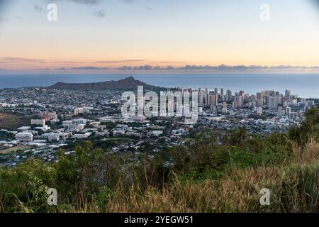 Ein hawaiianischer Sonnenaufgang Stockfoto