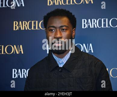 LONDON, GROSSBRITANNIEN. 30. Oktober 2024. Aaron Shosanya nimmt an der Galaabende „Barcelona“ im Duke of York's Theatre in London Teil. (Foto von 李世惠/siehe Li/Picture Capital) Credit: Siehe Li/Picture Capital/Alamy Live News Stockfoto