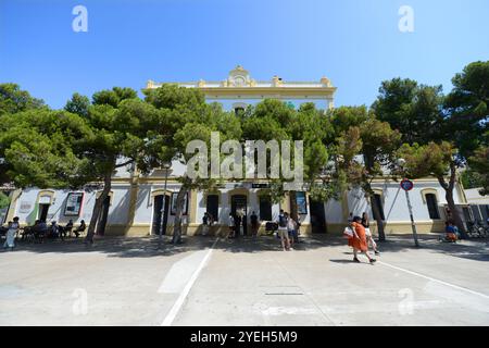 Der Bahnhof in Sitges, Katalonien, Spanien. Stockfoto