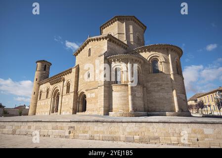 Berühmte romanische Kirche San Martin de Tours in Fromista, Palencia, Spanien, Europa Stockfoto