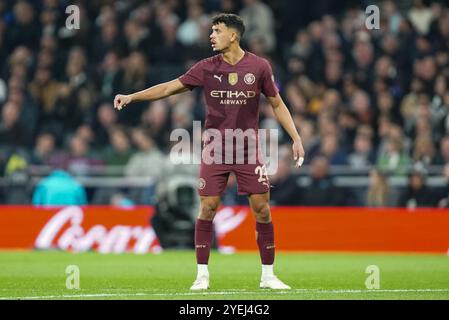 London, Großbritannien. 30. Oktober 2024. Matheus Nunes aus Manchester City beim Achtelfinale-Spiel Tottenham Hotspur FC gegen Manchester City FC Carabao Cup im Tottenham Hotspur Stadium, London, England, Großbritannien am 30. Oktober 2024 Credit: Every Second Media/Alamy Live News Stockfoto