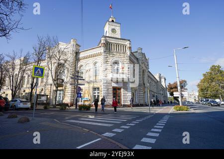 Chisinau, Moldawien. Oktober 2024. Außenansicht des Rathauses von Chisinau im Stadtzentrum Stockfoto