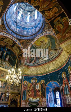 Inneres der Biserica Veche (Alte Kirche), Sinaia Kloster, Rumänien Stockfoto