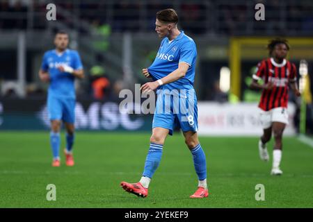 Scott McTominay vom SSC Napoli geübt während des Spiels der Serie A zwischen dem AC Milan und dem SSC Napoli im Stadio Giuseppe Meazza am 29. Oktober 2024 in Mailand. Stockfoto