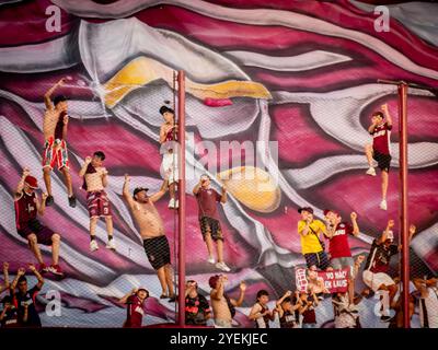 Lanus, Buenos Aires, Argentinien. 20. Oktober 2024. Der brasilianische Club Cruzeiro gewann das Fußballspiel im Halbfinale der Copa CONMEBOL Sudamericana 1-0 mit einem Tor von Kaio Jorge. Auf diese Weise qualifizierte sich das Team um Fernando Diniz Silva für das Finale des Turniers im Ciudad de Lanus Stadion. NUR REDAKTIONELLE VERWENDUNG: Facundo Morales / Alamy Live News Stockfoto