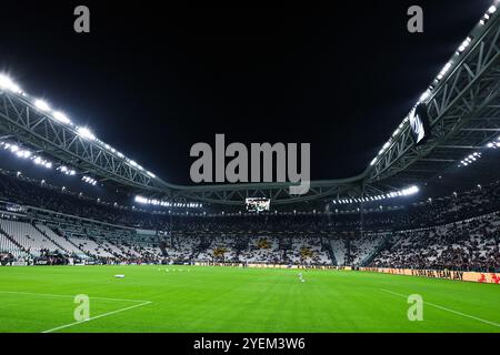 Turin, Italien. 30. Oktober 2024. Innenansicht des Allianz Stadions während des Fußballspiels der Serie A 2024/25 zwischen Juventus FC und Parma Calcio 1913. Juventus 2: 2 Parma. (Foto: Fabrizio Carabelli/SOPA Images/SIPA USA) Credit: SIPA USA/Alamy Live News Stockfoto