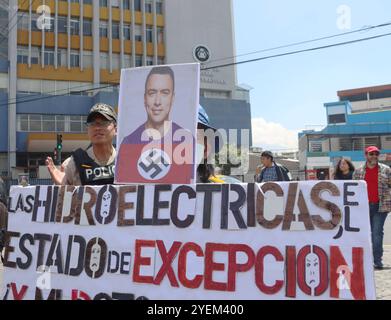 MARCHA MOVIMIENTOS SOCIALES Quito, vienes 31 de octubre del 2024 März der sozialen Bewegungen und Universitätsstudenten in Opposition gegen die Regierung, um gegen die Wirtschaftspolitik und Stromausfälle im Land zu protestieren, Downtown Quito Fotos API Rolando Enriquez Quito Pichincha Ecuador POL MARCHA MOVIMIENTOS SOCIALES a9a144b3e6d5293b569a569a143b569d08f3932a1f Copyright: XRIQUROZENRXROZINF Stockfoto