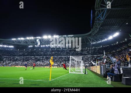 Turin, Italien. 30. Oktober 2024. Innenansicht des Allianz Stadions während des Fußballspiels der Serie A 2024/25 zwischen Juventus FC und Parma Calcio 1913. Juventus 2: 2 Parma. (Foto: Fabrizio Carabelli/SOPA Images/SIPA USA) Credit: SIPA USA/Alamy Live News Stockfoto