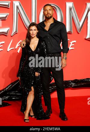 London, Großbritannien. Oktober 2024. Cally Jane Beech und DJ OÕNeal bei der britischen Premiere von „Venom: The Last Dance“ im BFI IMAX, Waterloo, London (Foto: Mario Mitsis/SOPA Images/SIPA USA) Credit: SIPA USA/Alamy Live News Stockfoto