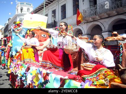 CUENCA STUDENTENPARADE FIESTAS Cuenca, Ecuador 31. Oktober 2024 heute Morgen zollten Studenten aus verschiedenen Bildungseinrichtungen der Stadt Cuenca zu Ehren ihrer 204-jährigen Unabhängigkeit Tribut. Bolivar Straße wurde von Tausenden von Bürgern gefüllt, um die Studentenparade zu beobachten, wo 2300 Studenten Tänze und Choreografien vorführten Foto Boris Romoleroux API ACE CUENCA STUDENTENPARADE FESTLICHKEITEN 2e96071e46ba8ed25cc583c70a7ff87a Copyright: XBORISxROMOLEROUXx Stockfoto