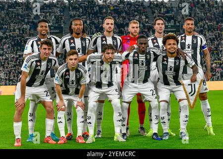 Turin, Italien. 30. Oktober 2024. Der Start-11 von Juventus für das Spiel der Serie A zwischen Juventus und Parma im Allianz-Stadion in Turin. Quelle: Gonzales Photo/Alamy Live News Stockfoto