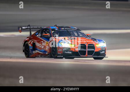 Sakhir, Bahrain. 31. Oktober 2024. TEAM WRT Nr. 31 – BMW M4 LMGT3, Darren Leung (GBR), Sean Gelael (IDN), Augusto Farfus (BRA) während P2. Ahmad Al Shehab/Alamy Live News. Stockfoto