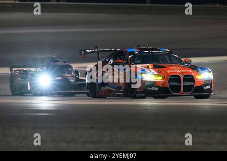 Sakhir, Bahrain. 31. Oktober 2024. TEAM WRT Nr. 31 – BMW M4 LMGT3, Darren Leung (GBR), Sean Gelael (IDN), Augusto Farfus (BRA) während P2. Ahmad Al Shehab/Alamy Live News. Stockfoto