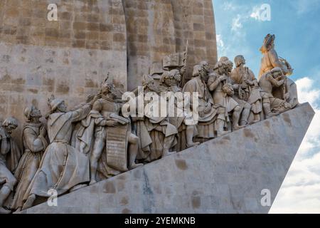 Denkmal für die Entdeckungen (Padrão dos Descobrimentos) aus dem 20. Jahrhundert zum Gedenken an 500 Jahre nach dem Tod Heinrichs des Seefahrers. Lissabon. Stockfoto