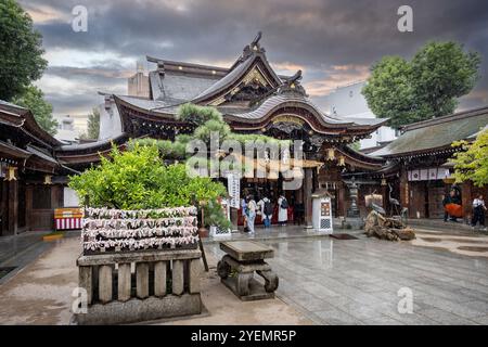 Der Kushida-Schrein an einem nassen stürmischen Tag in Fukuoka, Japan am 2. Oktober 2024 Stockfoto