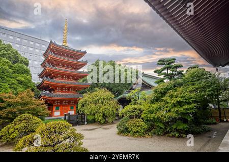 5-stöckige Pagode am Tochoji-Tempel in Fukuoka, Japan am 2. Oktober 2024 Stockfoto