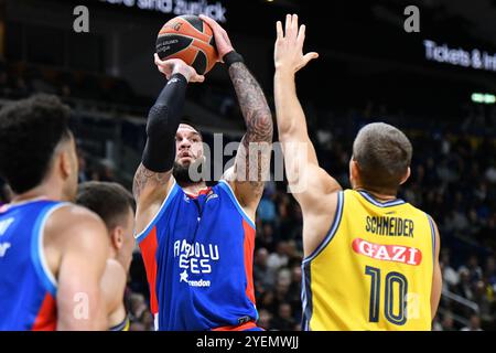 Vincent Poirier (Anadolu Efes Istanbul, #17) GER, ALBA Berlin gegen Anadolu Efes Istanbul, Basketball, EuroLeague, Saison 2024/2025, 7. Spieltag, 31.10.2024 Foto: Eibner-Pressefoto/Ryan Sleiman Stockfoto