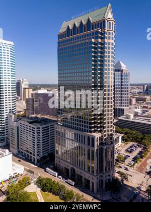 Tampa, FL, USA - 24. Oktober 2024: Regionen Bank Downtown Tampa Stockfoto