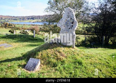 Stone überquert Pilgerstationen in St Columbas Abbey Site Gartan rath, County donegal, republik irland Stockfoto