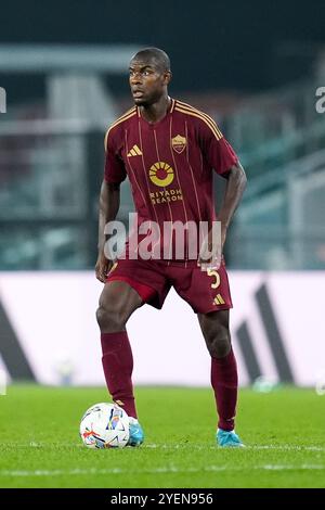 Rom, Italien. 31. Oktober 2024. Evan Ndicka von AS Roma während des Spiels der Serie A Enilive zwischen AS Roma und Torino FC im Stadio Olimpico am 31. Oktober 2024 in Rom. Quelle: Giuseppe Maffia/Alamy Live News Stockfoto