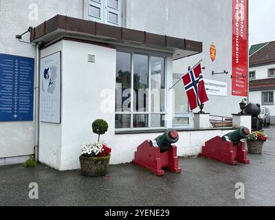 Bergen, Norwegen - September 2024 Vordereingang des Bergenhus-Festungsmuseums Stockfoto