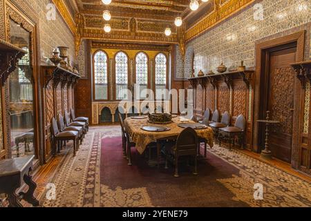 Roda Island, Altes Kairo, Kairo, Ägypten. Februar 2024. Innenansicht des Manial Palace in Kairo. Stockfoto