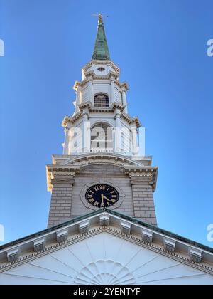 Der Kirchturm der unabhängigen Presbyterianischen Kirche in Savannah, Georgia, USA Stockfoto