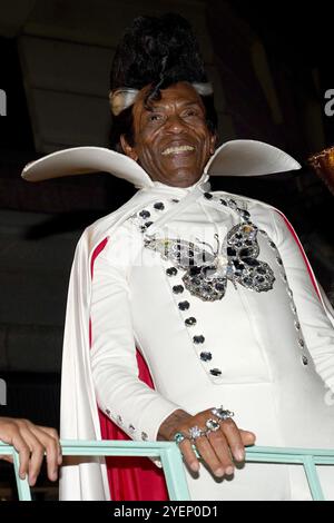 Ny. 31. Oktober 2024. André de Shields für New Yorks Village Halloween Parade, West Village Manhattan, New York, NY, 31. Oktober 2024. Quelle: Kristin Callahan/Everett Collection/Alamy Live News Stockfoto