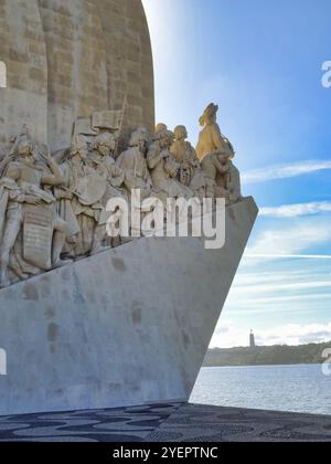 Das Denkmal des Konquistadors in Lissabon an einem sonnigen Tag Stockfoto