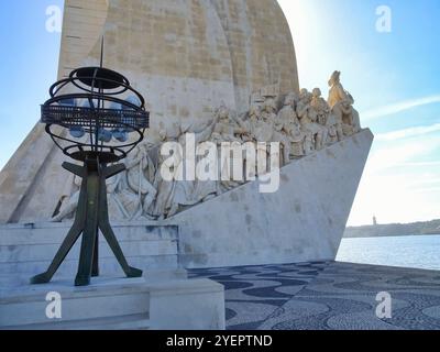 Das Denkmal des Konquistadors in Lissabon an einem sonnigen Tag Stockfoto