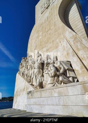 Das Denkmal des Konquistadors in Lissabon an einem sonnigen Tag Stockfoto