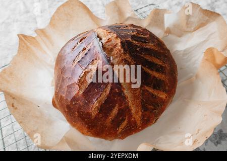 Selbstgebackener Sauerteigbrot Stockfoto