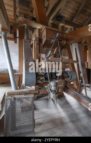 Historischer Plansichter in einer ehemaligen Maismühle, Bayern, Deutschland, Europa Stockfoto