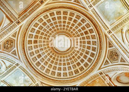 Decke und Innere des französischen Mausoleum für große Leute von Frankreich - das Pantheon in Paris. Stockfoto