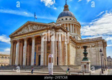 PARIS, Frankreich - 8. Juli 2016: Französische Mausoleum des großen Menschen in Frankreich - das Pantheon in Paris. Stockfoto