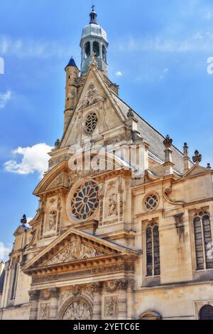 Saint-Etienne-du-Mont ist eine Kirche in Paris, Frankreich, befindet sich auf der Montagne Sainte-Geneviève in der Nähe des Pantheon. Stockfoto