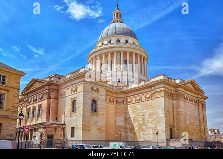 PARIS, Frankreich - 8. Juli 2016: Französische Mausoleum des großen Menschen in Frankreich - das Pantheon in Paris. Stockfoto