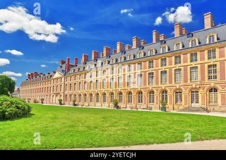 S Residenz der Könige Frankreich - schöne Schloss Fontainebleau und seinem Park umgeben. Stockfoto